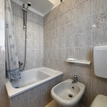 Casa Ganda - Larihome A73 Apartamento *